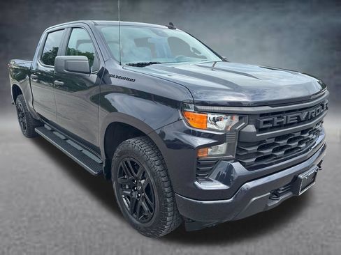 Used 2023 Chevrolet Silverado 1500 Custom w/ LPO, Dark Essentials Package AWD/4WD image 8
