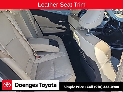 Used 2023 Toyota Crown Limited image 19