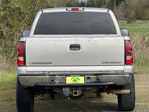 Used 2004 Chevrolet Silverado 1500 LS w/ Light Duty Power Package image 5