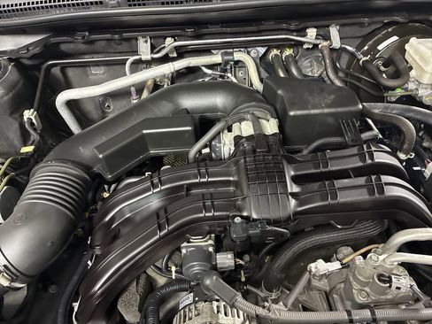 Used 2022 Subaru Outback Limited image 7