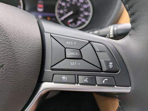New 2025 Nissan Sentra SV w/ SV Premium Package FWD image 19