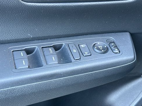 Used 2024 Honda CR-V LX image 14