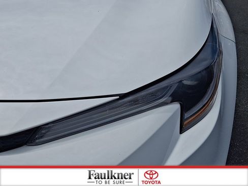 Certified 2024 Toyota Corolla LE FWD image 9