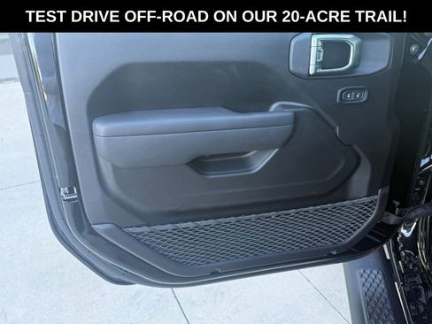 New 2026 Jeep Gladiator Sport image 29