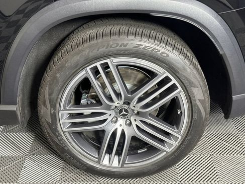 Certified 2024 Mercedes-Benz GLS 450 4MATIC image 22