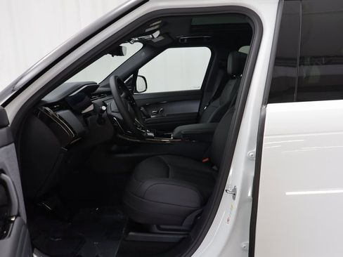 Used 2025 Land Rover Range Rover Sport Dynamic SE image 6