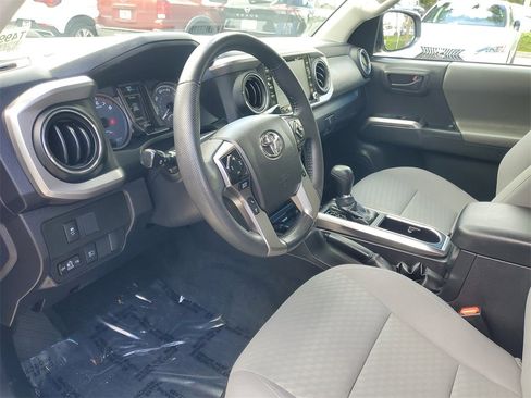 Used 2023 Toyota Tacoma SR5 w/ Technology Package image 14