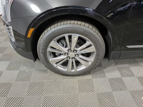 New 2026 Cadillac XT5 Premium Luxury w/ LPO, Floor Liner Package AWD/4WD image 36