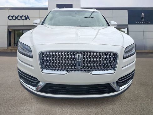 Certified 2019 Lincoln Nautilus Premier AWD/4WD image 2