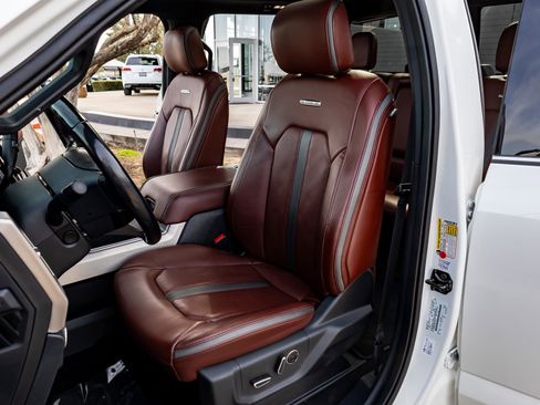 Used 2022 Ford F250 Platinum w/ Tremor Off-Road Package image 30