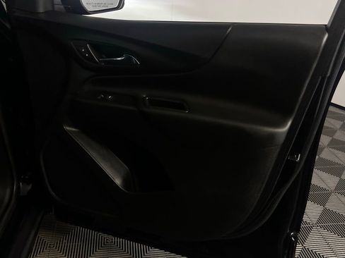 Used 2022 Chevrolet Equinox LT image 31