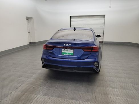 Used 2023 Kia Forte LXS FWD image 7