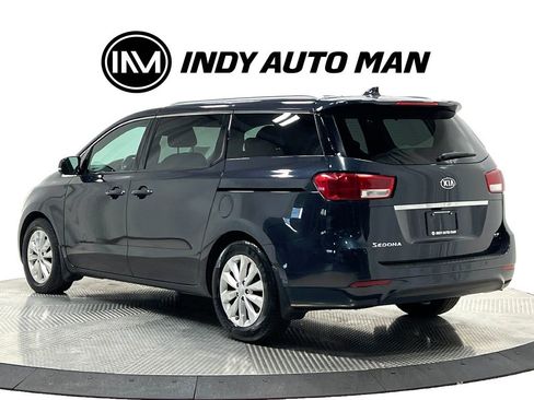 Used 2016 Kia Sedona EX FWD image 6