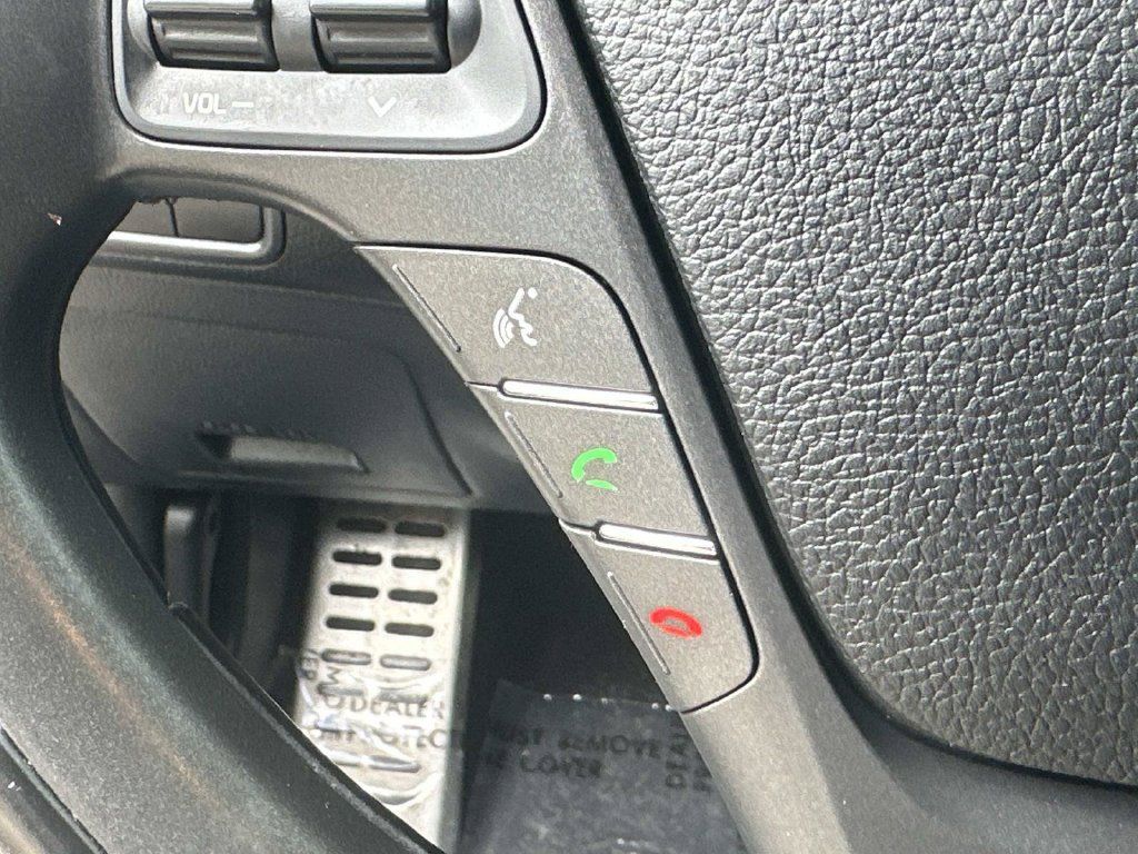 Used 2016 Kia Forte SX FWD image 19