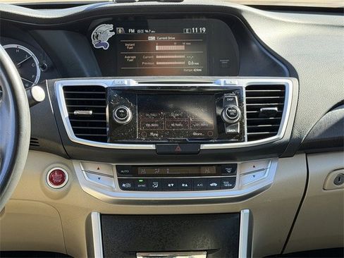 Used 2014 Honda Accord EX-L image 16
