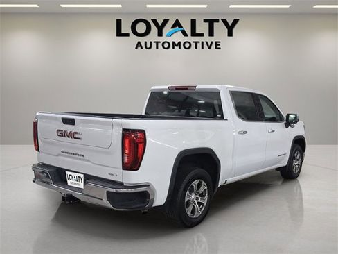 Used 2025 GMC Sierra 1500 SLT image 5