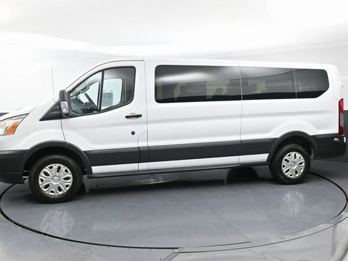 Used 2015 Ford Transit 350 XLT image 6