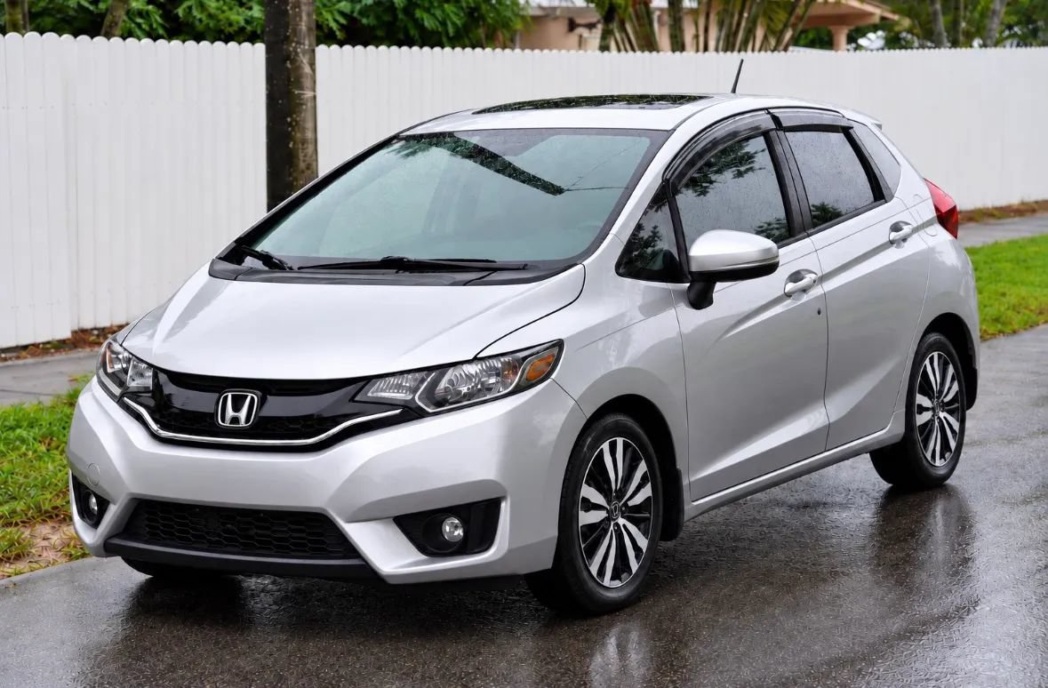 Used 2015 Honda Fit EX image 4