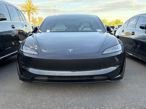 Used 2024 Tesla Model 3 Performance image 2