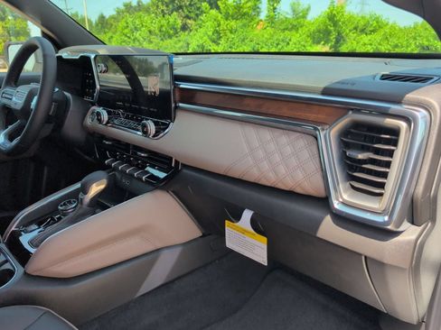 New 2026 GMC Canyon Denali AWD/4WD image 33