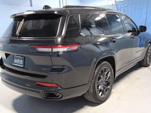 Used 2023 Jeep Grand Cherokee L Summit w/ Advanced Protech Group IV AWD/4WD image 39