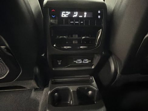 Used 2023 Jeep Grand Cherokee L Laredo AWD/4WD image 30