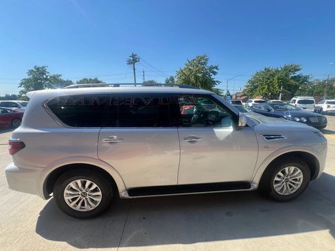 Used 2021 Nissan Armada SV AWD/4WD image 7