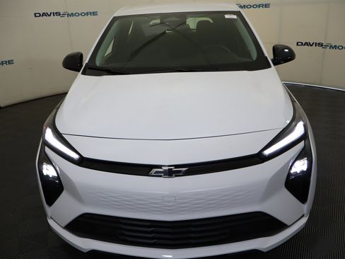 New 2027 Chevrolet Bolt LT w/ Comfort Package image 14