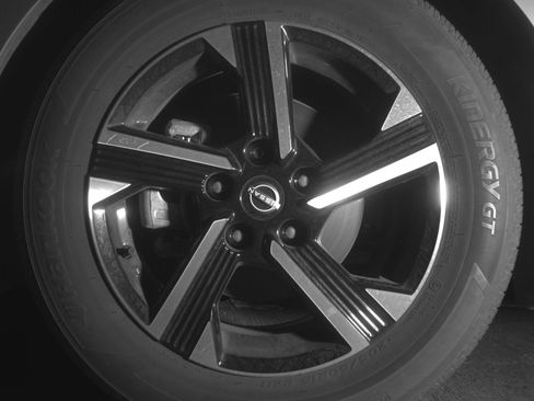 Used 2025 Nissan Sentra SV image 12