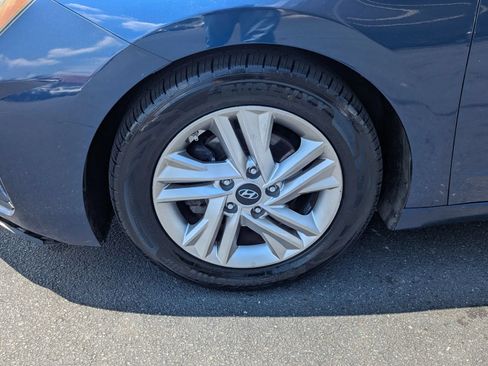 Used 2020 Hyundai Elantra SEL FWD image 24