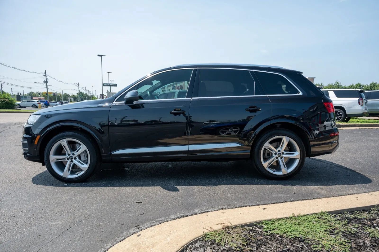 Used 2019 Audi Q7 3.0T Prestige AWD/4WD image 4