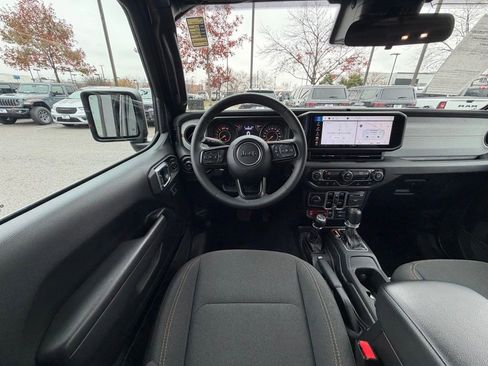 Certified 2024 Jeep Wrangler Willys image 19
