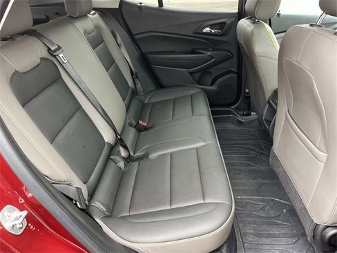 Used 2024 Chevrolet Trax ACTIV w/ Sunroof Package image 24