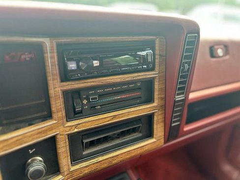 Used 1986 Jeep Wagoneer Limited image 15