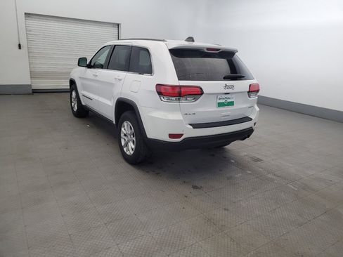 Used 2022 Jeep Grand Cherokee Laredo E AWD/4WD image 5