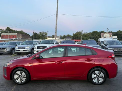 Used 2019 Hyundai Ioniq Blue FWD image 3