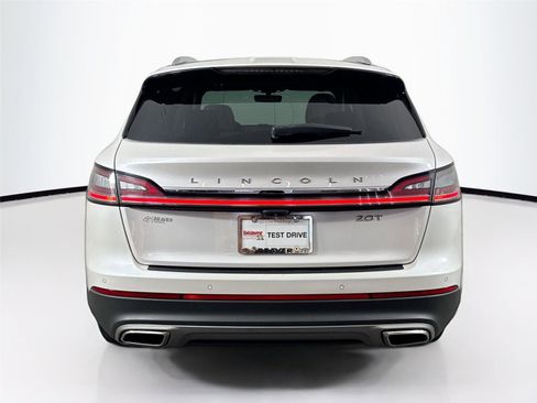 Used 2019 Lincoln Nautilus Reserve w/ Cargo Utility Package image 7