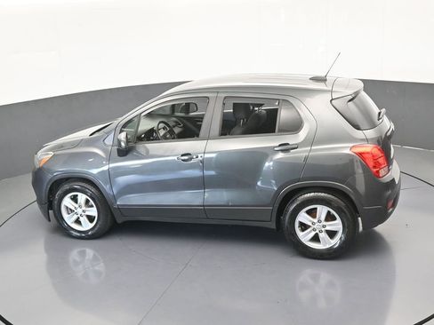 Used 2019 Chevrolet Trax LS w/ Tint and Cruise Package image 45
