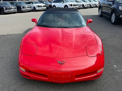 Used 1999 Chevrolet Corvette Convertible RWD image 3