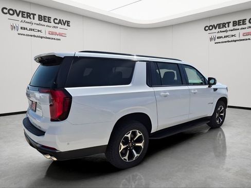 New 2026 GMC Yukon XL AT4 image 9