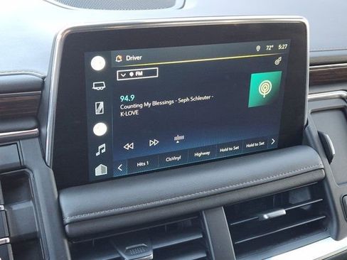 Used 2022 Chevrolet Suburban High Country image 4