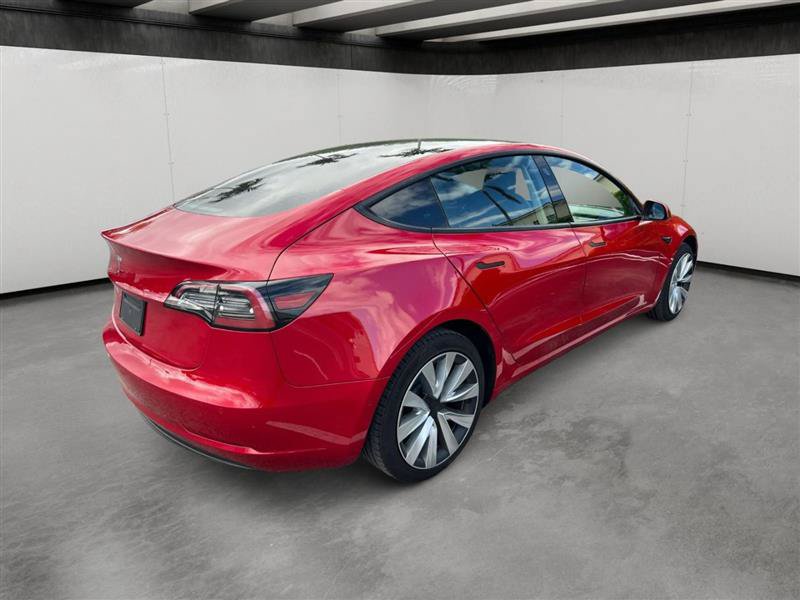 Used 2021 Tesla Model 3 Standard Range Plus RWD image 3