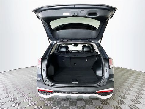Used 2023 Kia Sportage EX FWD image 29