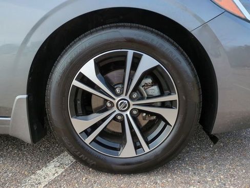 Used 2021 Nissan Sentra SV image 11