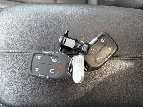 Used 2022 GMC Terrain SLT image 24