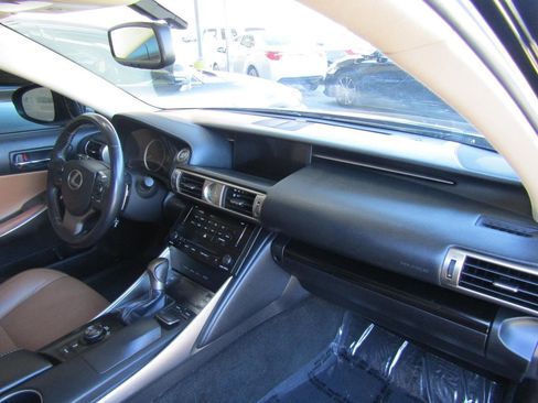 Used 2014 Lexus IS 350 image 11