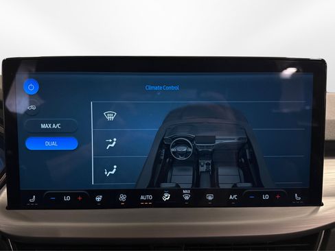 Used 2024 Ford Escape Platinum image 33