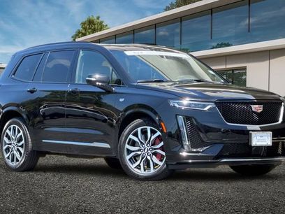 Used 2025 Cadillac XT6 Sport w/ Platinum Package