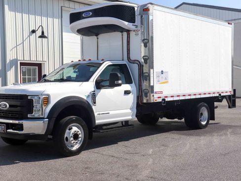 Used 2019 Ford F550 2WD Regular Cab Super Duty image 7