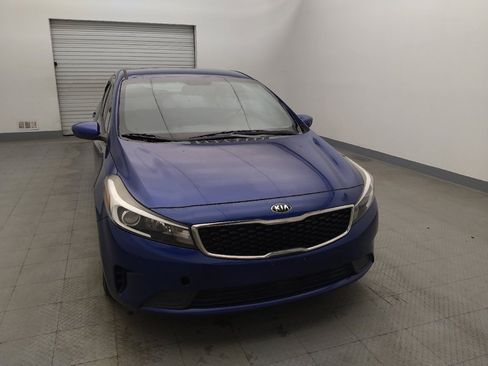 Used 2017 Kia Forte LX image 14